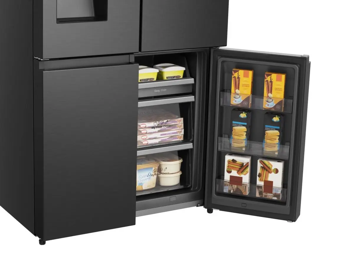 HISENSE RQ760N4SBFE Fridge - Black Photo 8