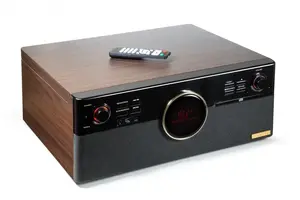 Виниловый проигрыватель Technaxx TX-137 с ременным приводом, Bluetooth и USB