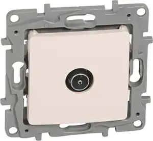 Legrand Niloe TV antenas ligzda, vīrišķā, gala, krēmkrāsas