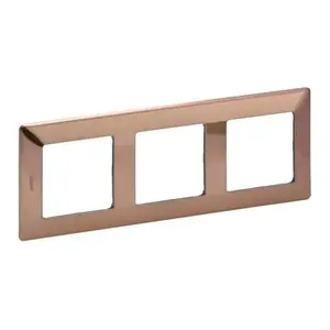 Декоративная рамка Legrand Valena Life 754163 на 3 поста, медная
