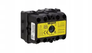 PCE ML0-032-4V 4-Pole Isolator Switch 32A