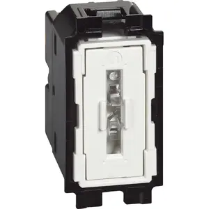 Кнопочный выключатель Legrand K4005A Living Now, 1-клавишный