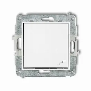 Механизм лестничного выключателя Karlik MINI, матовый белый, 25MWP-3