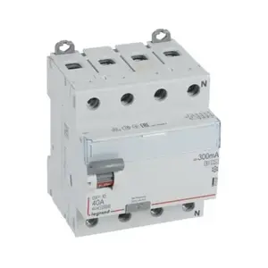 Дифференциальный автоматический выключатель Legrand 411800 DX3 4P 40A 0.3A тип A-S