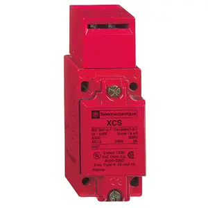 Концевой выключатель безопасности Schneider Electric XCSA701 3P