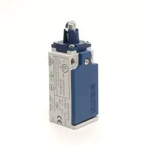 Promet T0-L5K13MUM331 Limit Switch in Plastic Housing with Metal Roller Plunger, 1NC+1NO