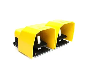 Promet PDKA22BB10 Double Foot Switch with Metal Guard 2x 1NO+1NC