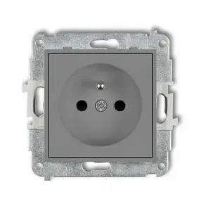 Karlik 27IGP-1zp Single Socket Outlet with Earthing and Shutter Mechanism, Matte Gray