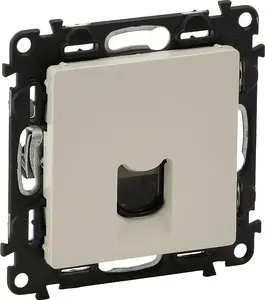 Legrand Valena Life RJ45 Category 5e UTP Data Socket, Cream