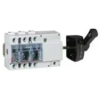 Выключатель-разъединитель Legrand Vistop 022544 3-полюсный 125А с боковой рукояткой