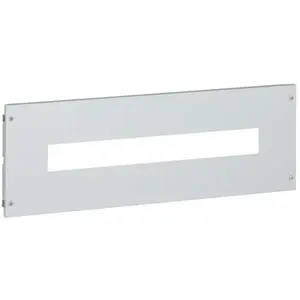 Металлическая панель Legrand 020901 с вырезом для модульного оборудования 575 x 200 мм