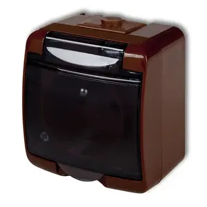Розетка электрическая Karlik 4GHE-1d, 16А 250В, IP54