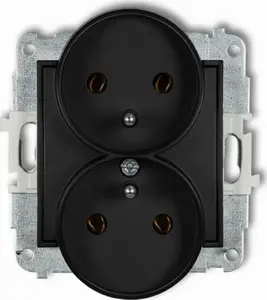 Двойная розетка Karlik Icon 12IGPR-2z с заземлением, 2x2P+Z, матовый черный