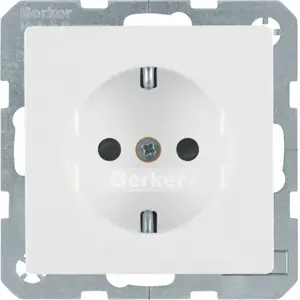 Розетка электрическая Hager 47236089 SCHUKO, белая, IP20, дуропласт