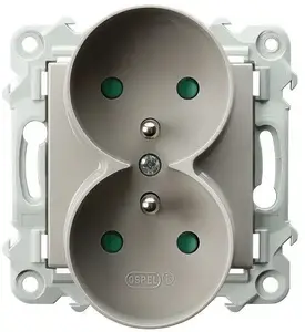 Двойная розетка Ospel GP-2ZRZP/m/83 с заземлением и защитными шторками, модуль кашемировый бежевый