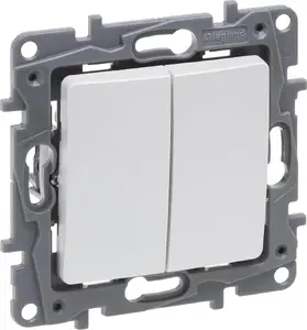Legrand Niloe Selection Double Staircase Switch 10AX Pearl