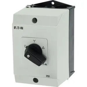 Eaton T0-4-8410/I1 3-Pole Toggle Switch in Plastic Housing