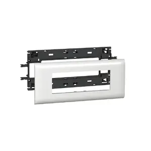 Держатель Legrand 010996 для DLP-каналов на 6 модулей M45