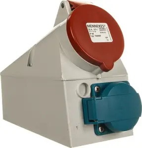 Mennekes sienas kombinētā kontaktligzda 16A 2P+E 230V IP44 un 16A 5P 400V ar bezskrūvju spailēm