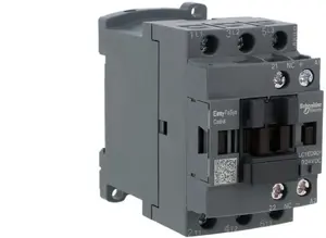 Контактор Schneider Electric Easy TeSys Control LC1E0901BD, 3 полюса, 9А, катушка 24В DC, 1НЗ вспомогательный контакт