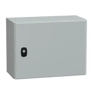 Настенный шкаф Schneider Electric NSYS3D3420P Spacial S3D с монтажной платой
