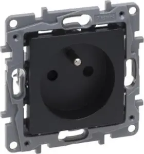 Розетка Legrand Niloe Selection 2P+E 16A 250V с защитными шторками и винтовыми зажимами, антрацит