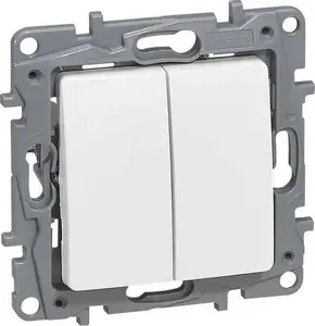 Legrand 764509 Staircase Switch 10AX and Push-button 6A White