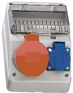 Polam Nakło strāvas sadales bloks 40A ar 32A 3P+N+Z un 10/16A 2P+Z kontaktligzdām