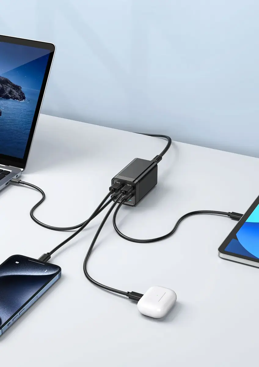 eSTUFF ES635200 65W Laptop Charger - Black Photo 3