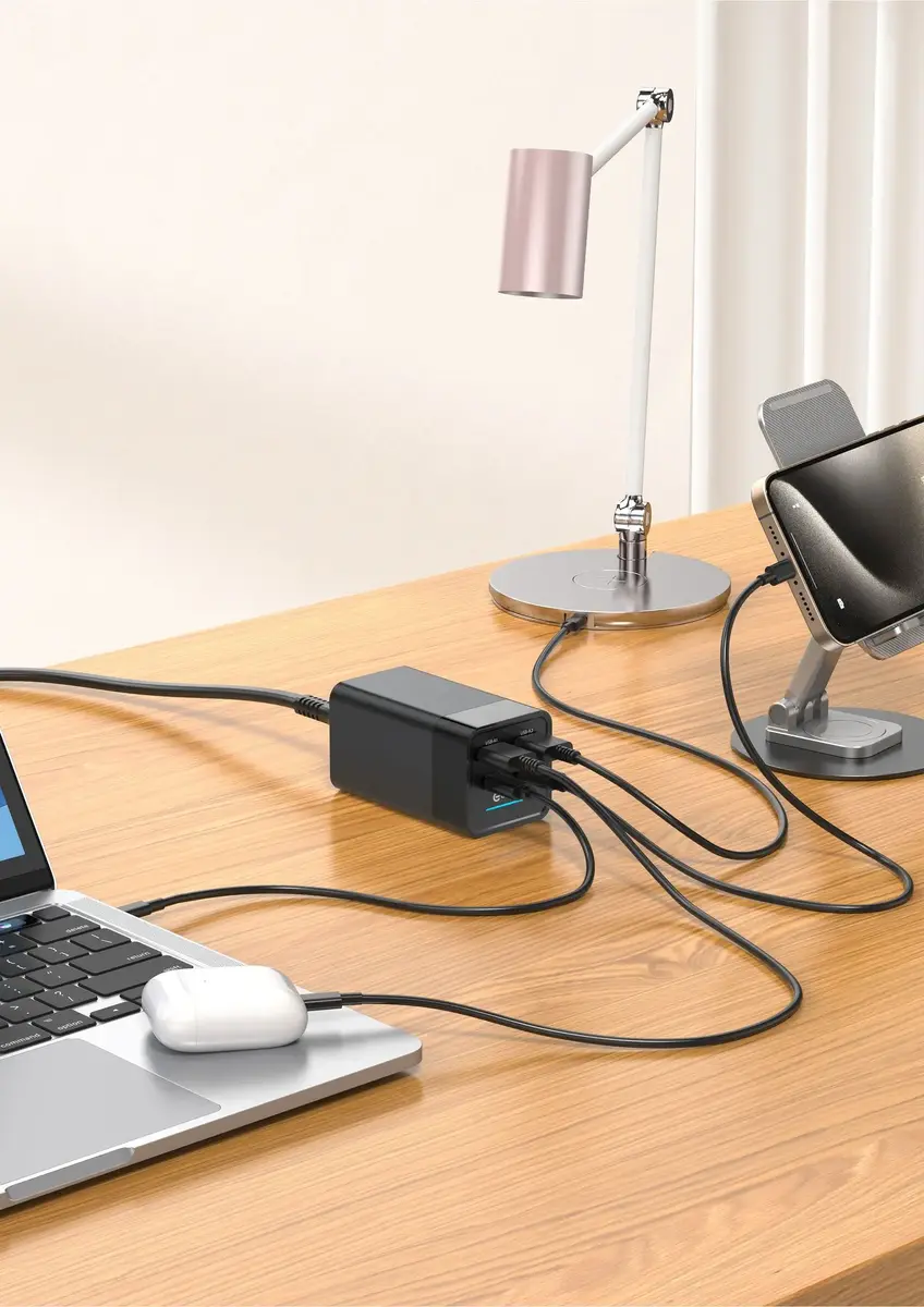 eSTUFF ES635200 65W Laptop Charger - Black Photo 5