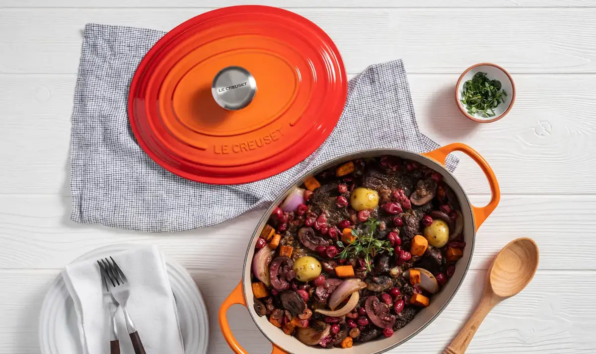 Овальная жаровня Le Creuset Signature 4.7 л Photo 3