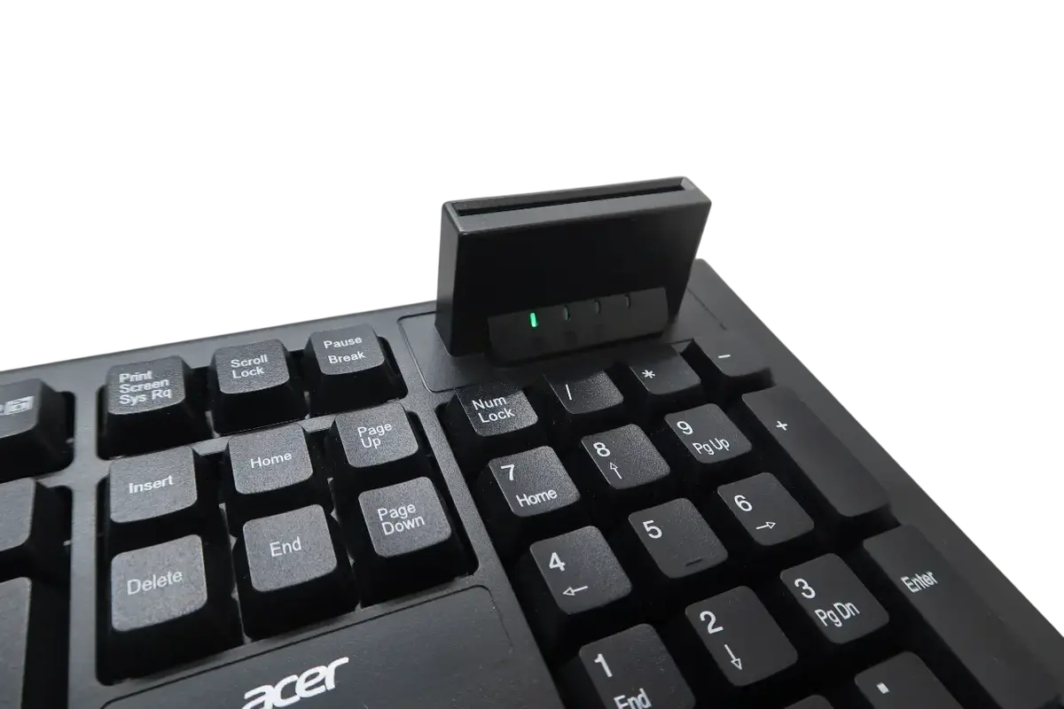 Acer AKW320 vadu tastatūra ar viedkaršu lasītāju Photo 3