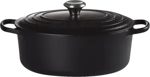 Le Creuset Signature Oval Roasting Pan 8.9 L Cast Iron Black