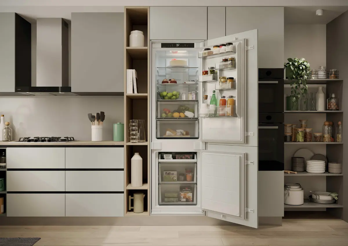 Candy Ecnbqt3518e Built-in Refrigerator Photo 10