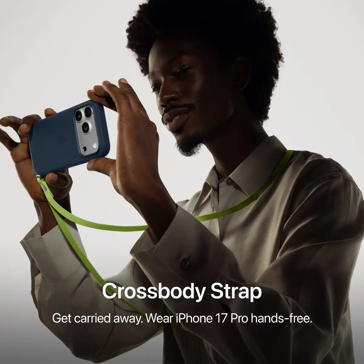 Смартфон Apple iPhone 17 Pro Max 512 ГБ — темно-синий Photo 8