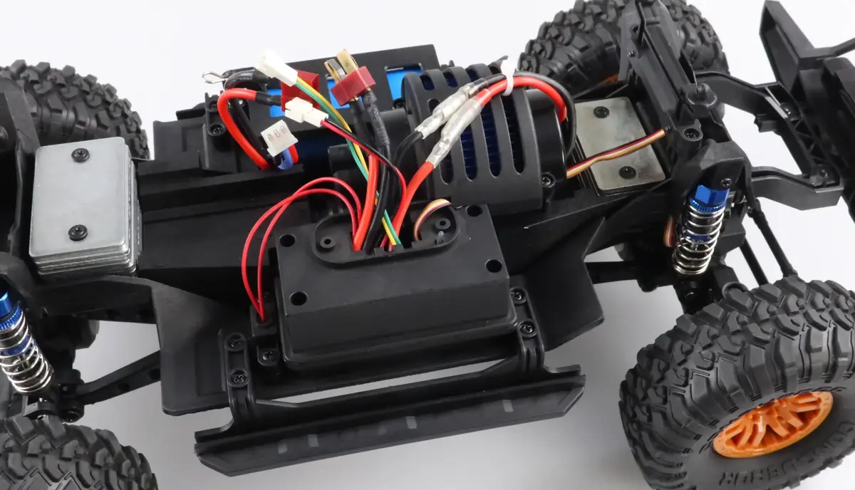 Радиоуправляемый краулер Amewi Dirt Climbing SUV 1:10 Photo 10