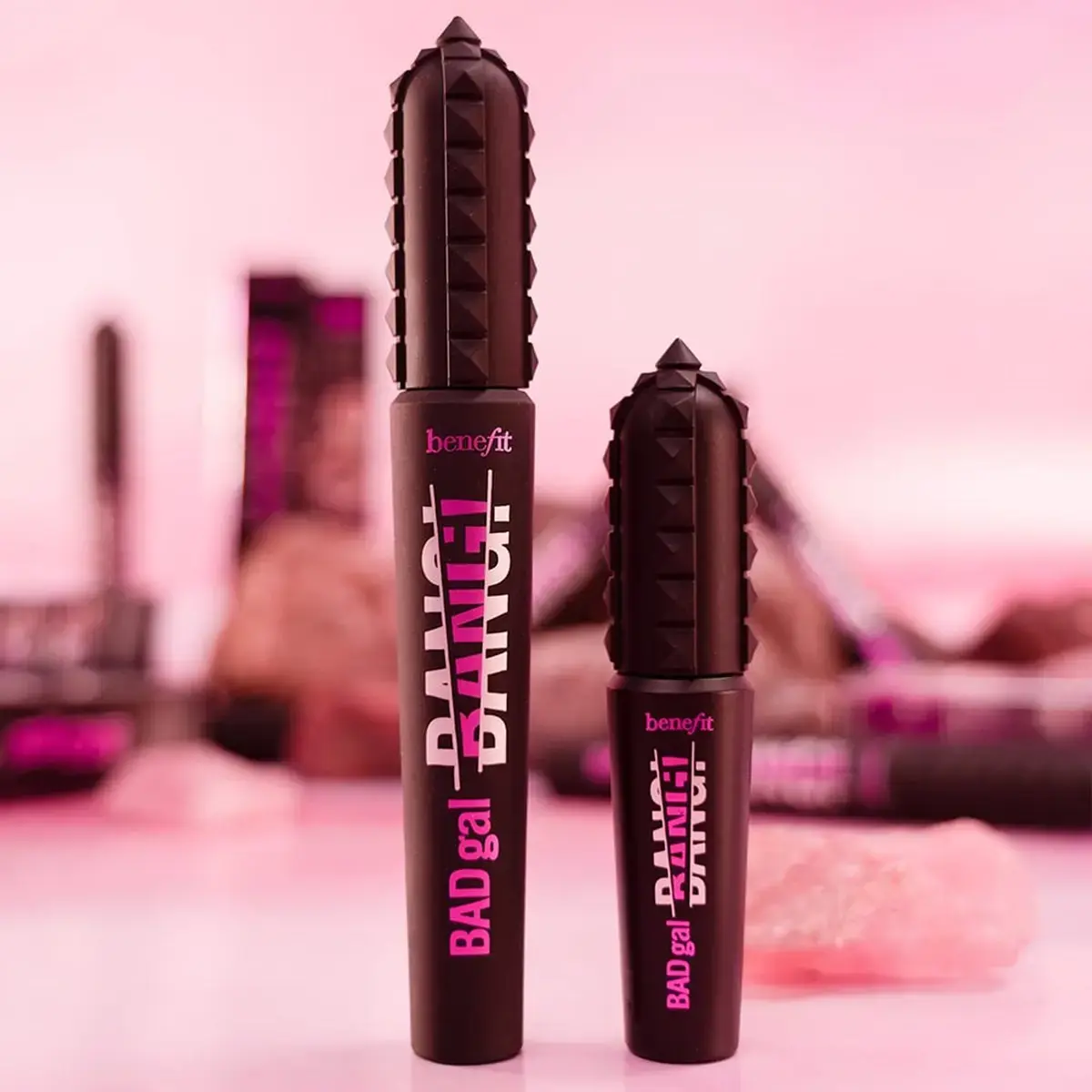 Benefit BADgal BANG! Volumizing Mascara Photo 5
