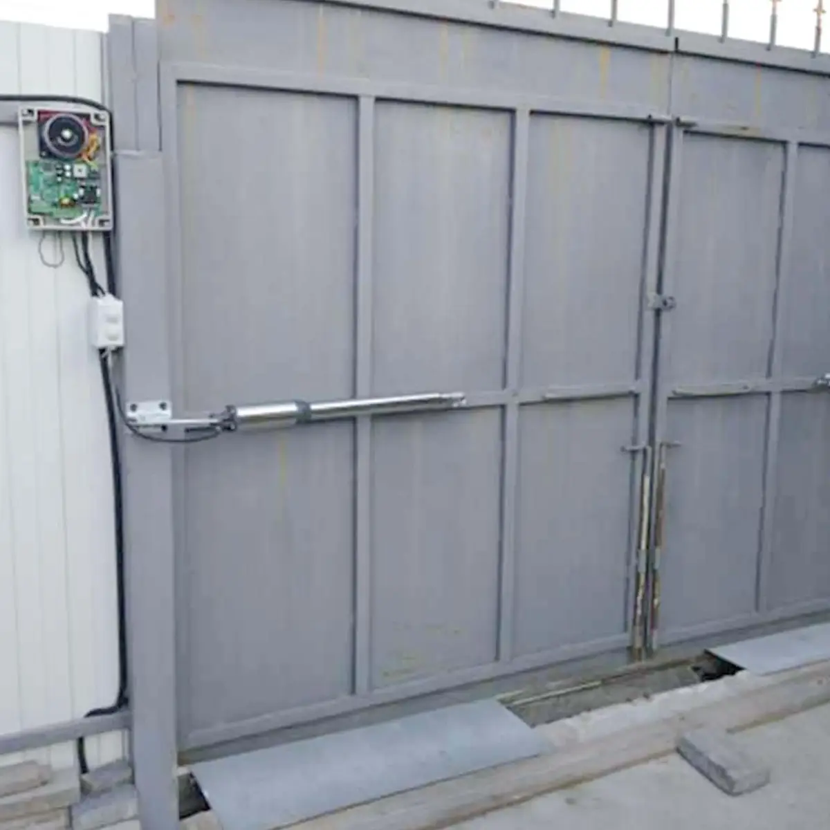 Комплект автоматики для распашных ворот PNI 2x40 Вт Photo 9