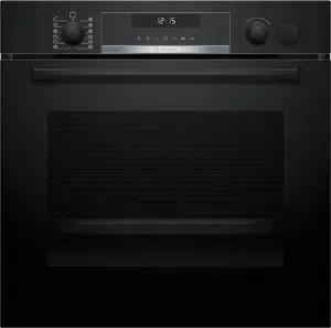 Встраиваемый электрический духовой шкаф Bosch Serie 6 HRG578BB7 71 л черный