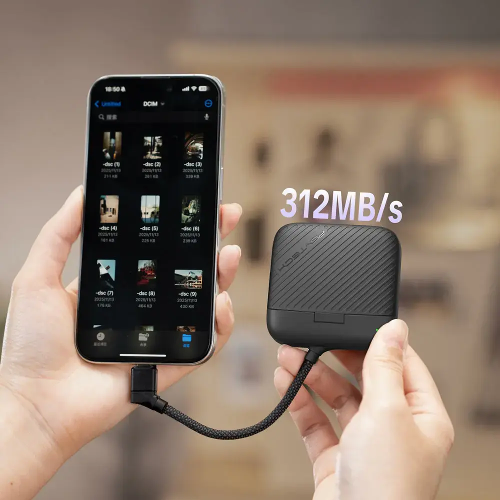 PGYTECH CreateMate SD and MicroSD Card Reader Photo 4