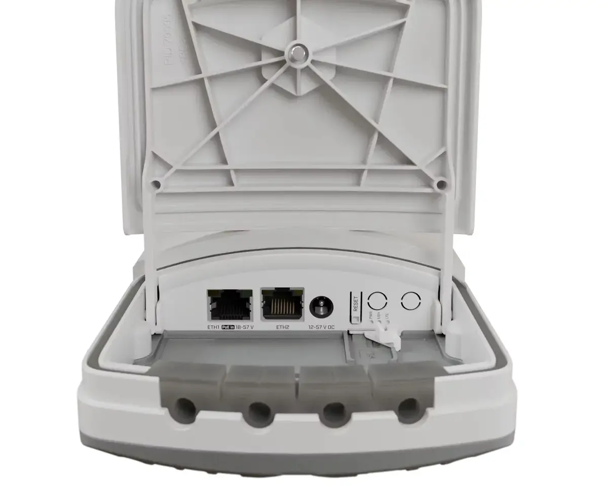 Точка доступа MikroTik wAP ax LTE7 kit Photo 3