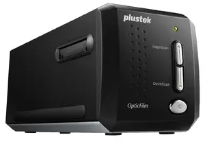 Plustek OpticFilm 8200i Ai Film and Slide Scanner 7200 DPI CCD Sensor