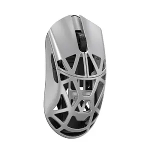 WLMouse Beast X Mini Pro spēļu pele, Omron optiskie slēdži, metāliski sudraba krāsa