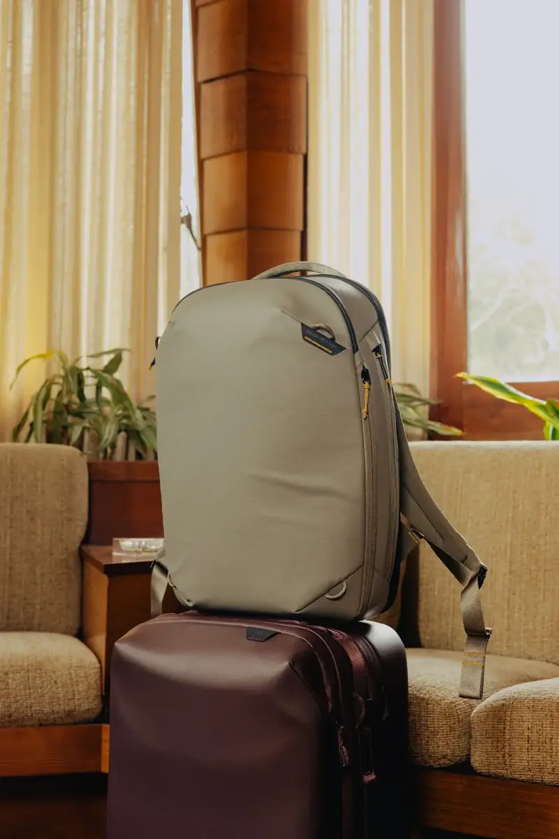 Рюкзак Peak Design Travel Backpack 20L Stone Photo 17