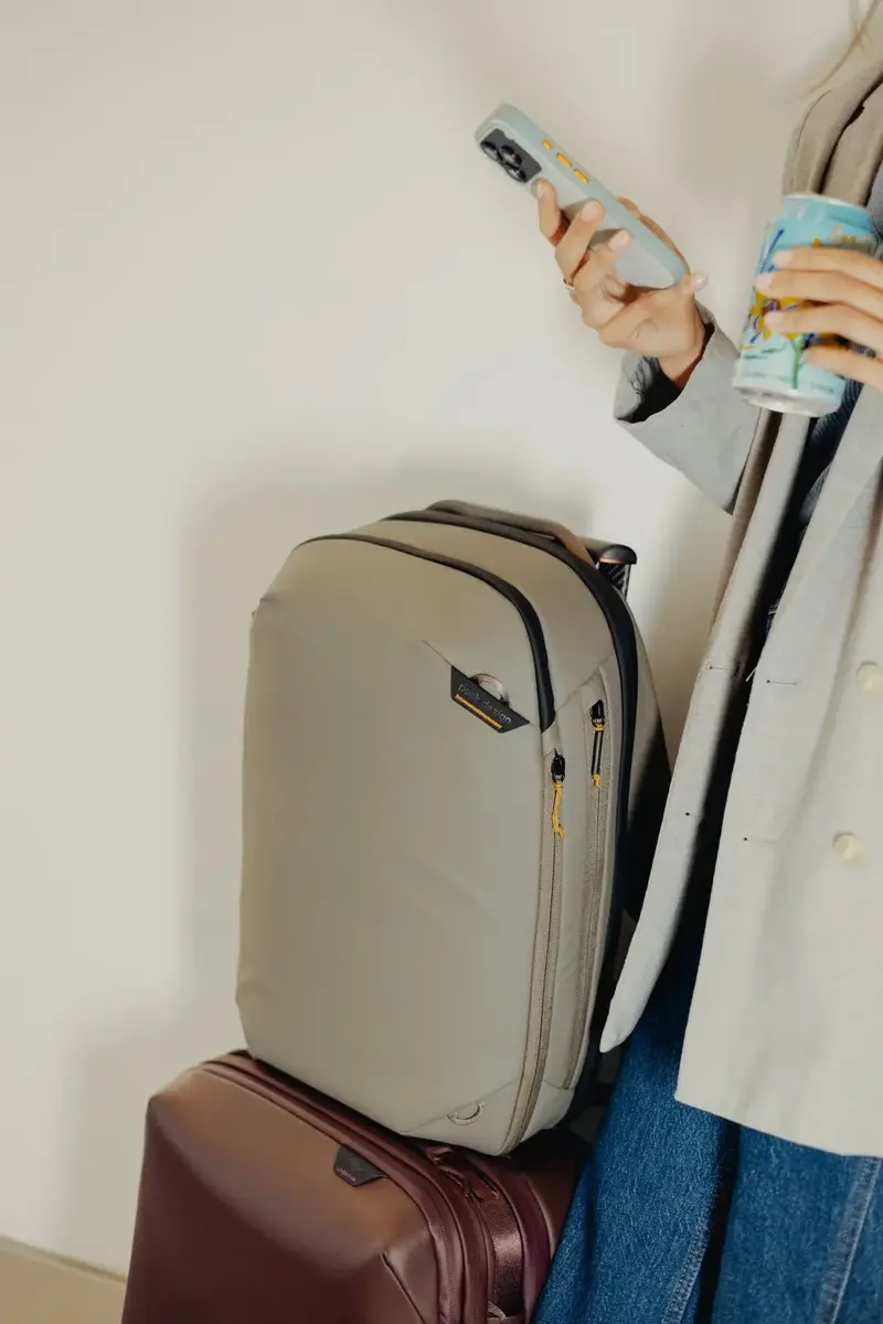 Рюкзак Peak Design Travel Backpack 20L Stone Photo 19