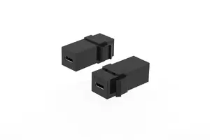 MicroConnect USB-C sieviete-sieviete Keystone adapteris ar abpusēju uzlādes atbalstu un melnu korpusu