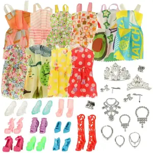 RoGer Doll Clothing Accessory Set