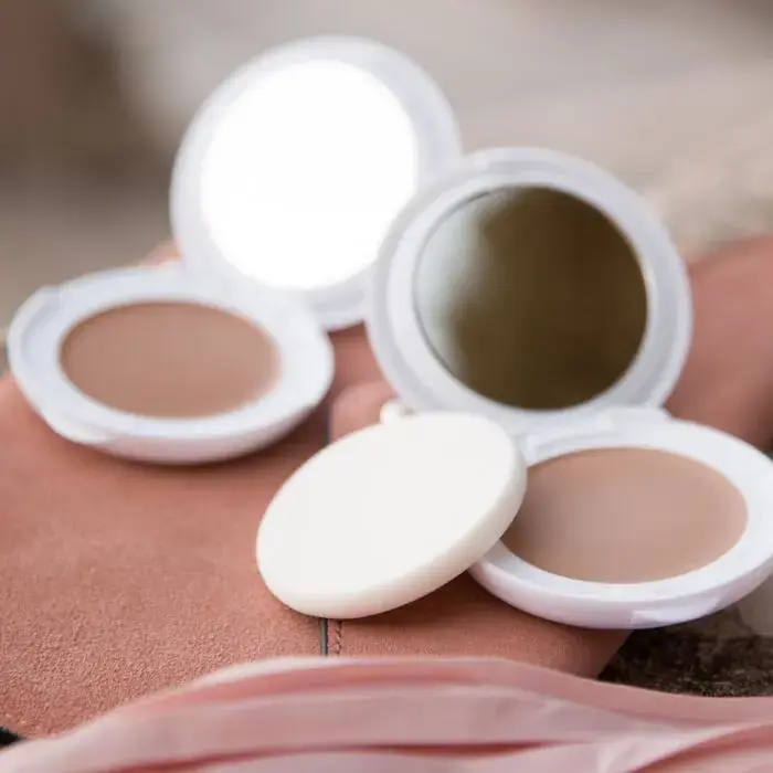 Тональный крем Avene Compact Cream Sable Photo 4