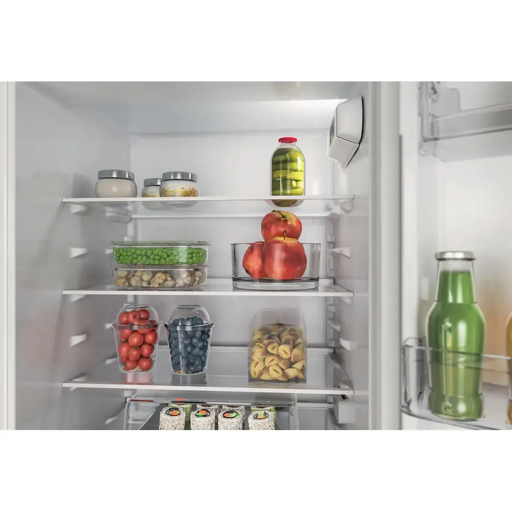 Whirlpool WHC18D071A1 Built-In Fridge-Freezer Photo 5