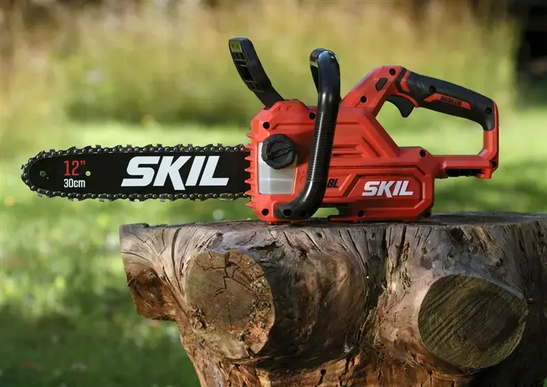 Аккумуляторная цепная пила Skil Red GS1E0534CA Photo 3